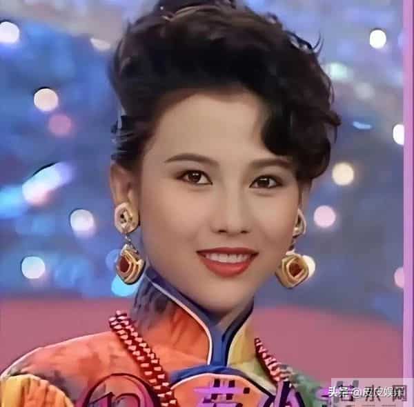 刘銮雄玩李嘉欣肉丸照片