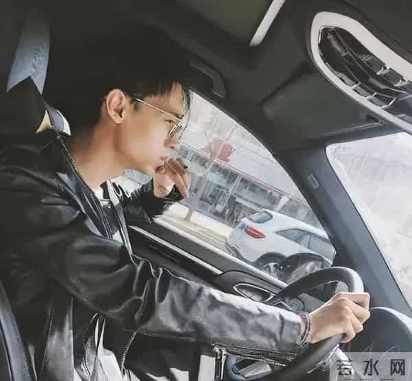 凯旋地产是秦霄贤家的吗