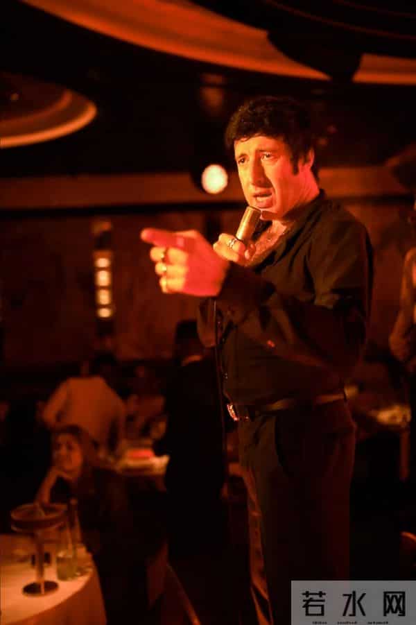 阿曼尼经典店歌