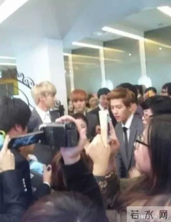 唐安琪烧伤再出新内幕