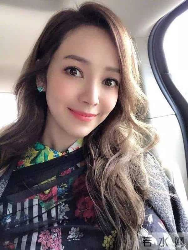 侯佩岑的劈腿事件