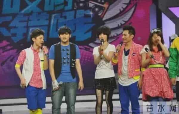 谢娜掐多多脖子