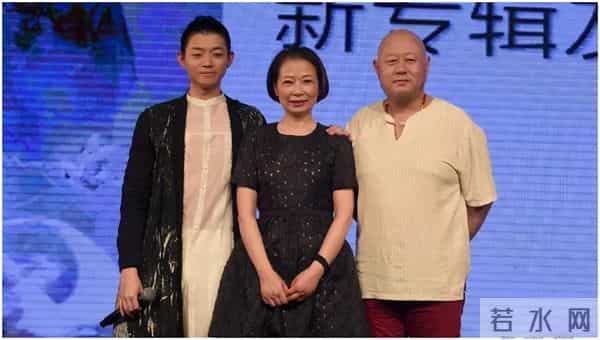 霍尊的大学同学谈霍尊