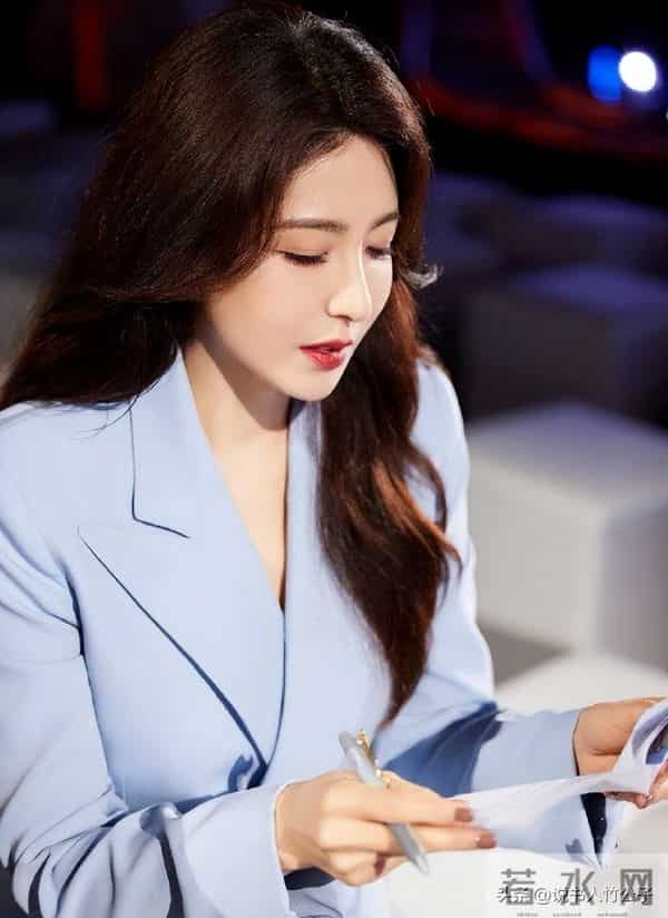 曾黎老公吴军简介