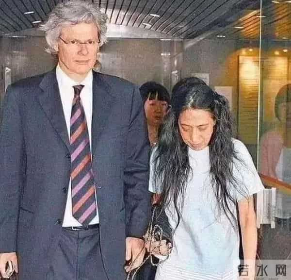 黎婉华是谁害的