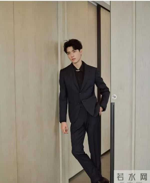 彭冠英私下性格