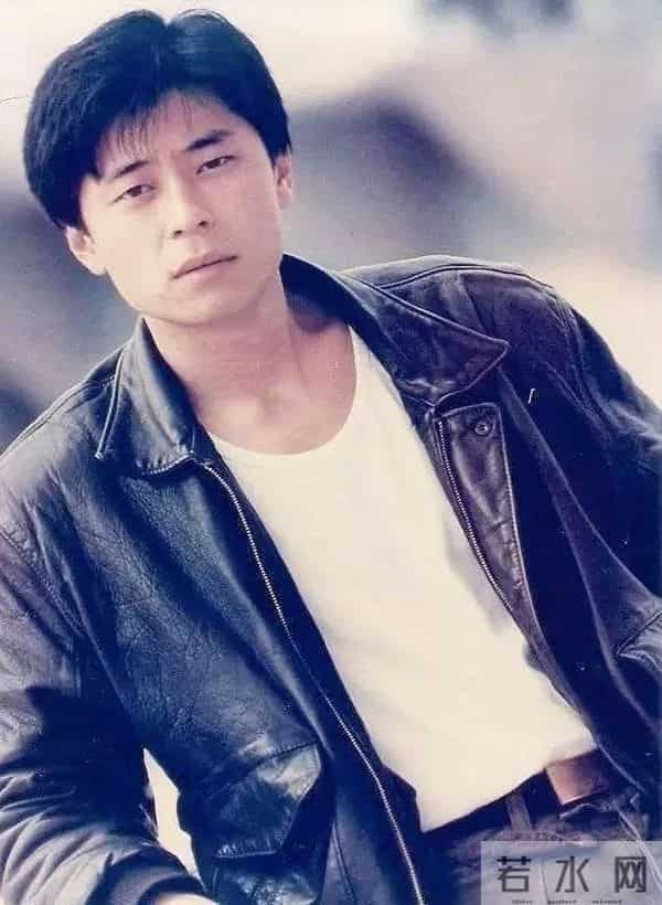 我是一个过气的歌手