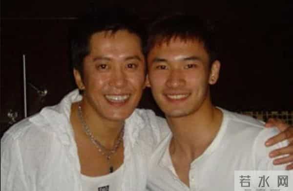 毛宁父母是谁呀