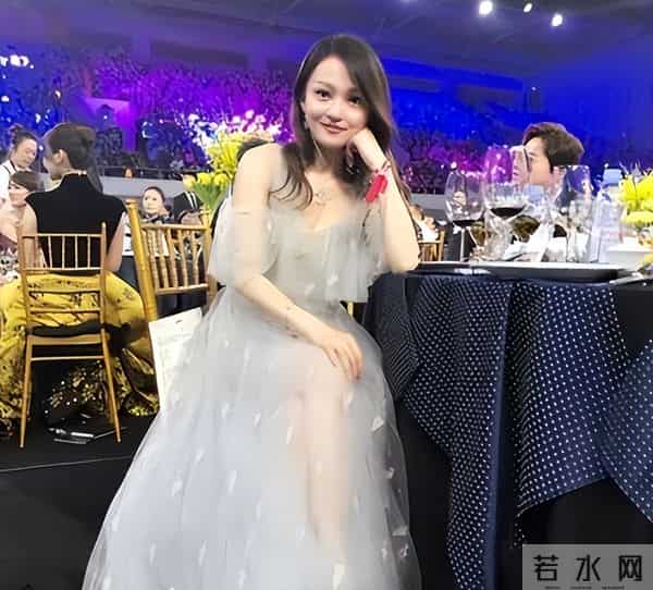 苏芒坐大腿事件