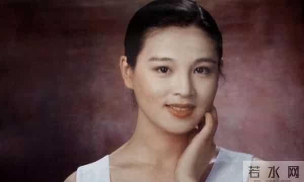 英宁现任妻子王琼图片