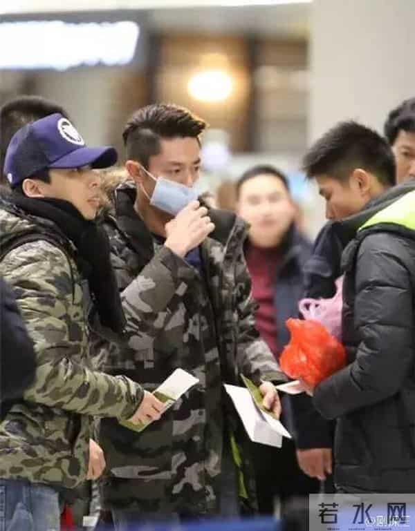 唐安琪烧伤再出新内幕