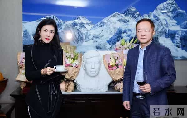 苏芒坐大腿事件