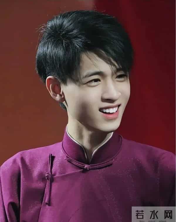 凯旋地产是秦霄贤家的吗