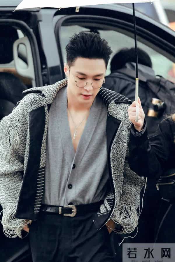 金俊绵家庭背景