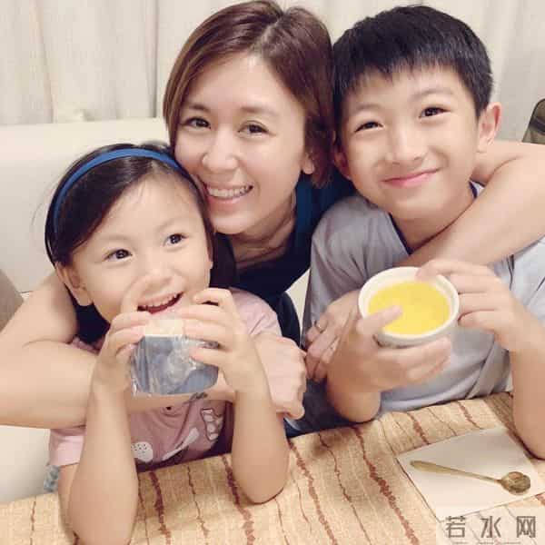 唐宁老公邓伟杰