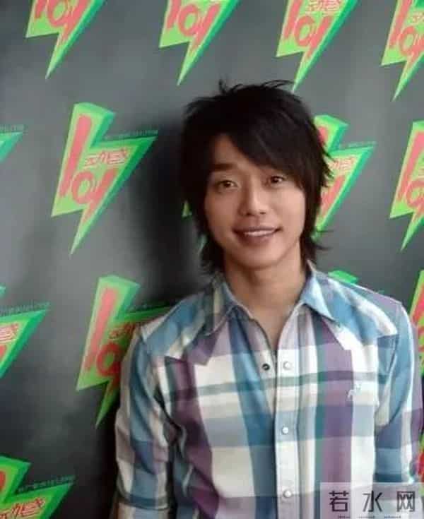 张栋梁为什么消失了