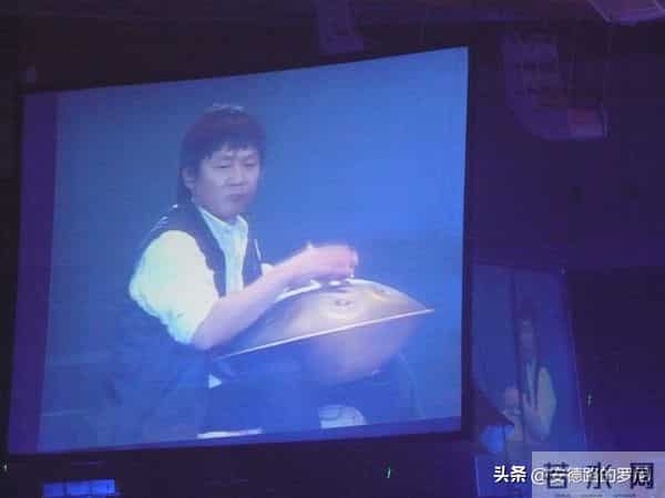 我问天问大地是什么歌