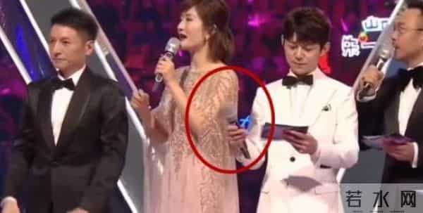 谢娜掐多多脖子