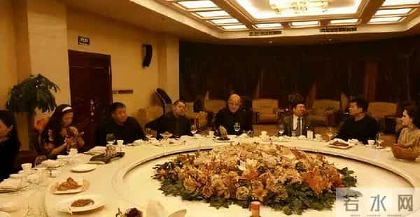 毕福剑是朱军害的