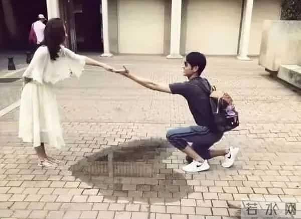 刘一含整容前后