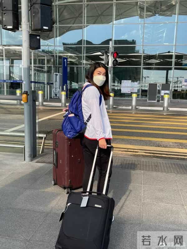 郭晶晶的新工作是给裁判打分