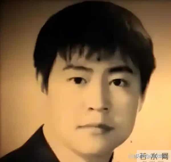 刘銮雄玩李嘉欣肉丸照片