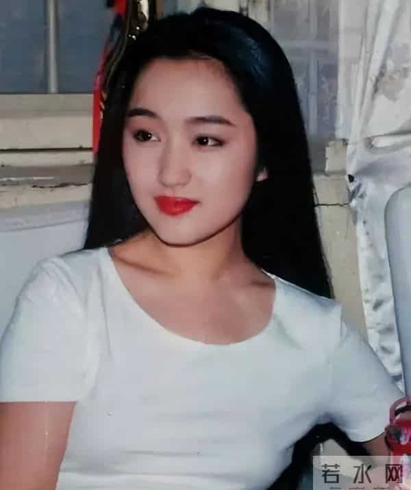 杨钰莹与赖昌星红楼