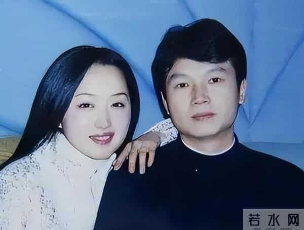 杨钰莹与赖昌星红楼