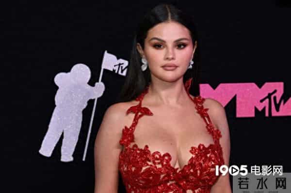 赛琳娜宣布退出歌坛