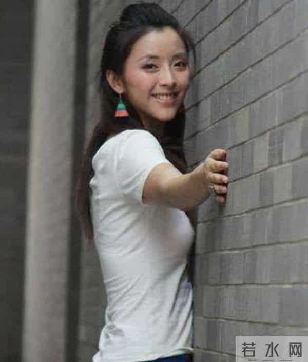 黄小蕾为什么被迪士尼终身禁入