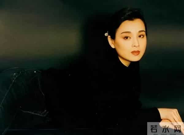 英宁现任妻子王琼图片