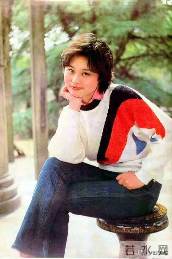 邬君梅枕边禁书