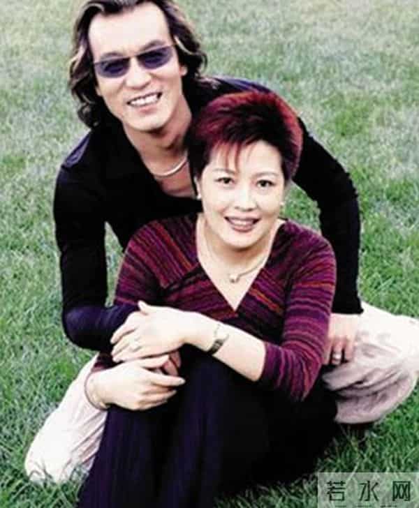 哈文的父亲是谁