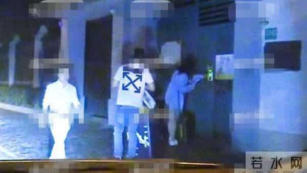 娄艺潇我们结婚了