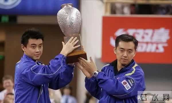 孔令辉与女模车震