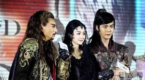 赵丽颖做了几年朝阳v姐