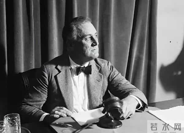 美国第一任总统是谁