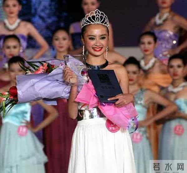 孙铱张嘉译是什么关系