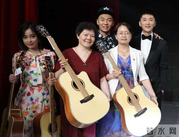 安徽主持人罗彬