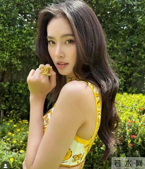 泰国最美人妖rose