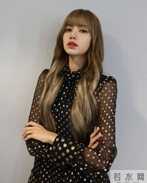 lisa是泰国和哪的混血