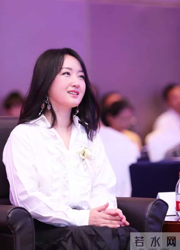 杨钰莹一生未嫁的原因