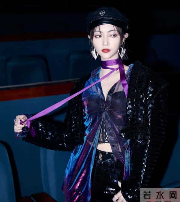 陆柯燃将缺席THE9团体活动