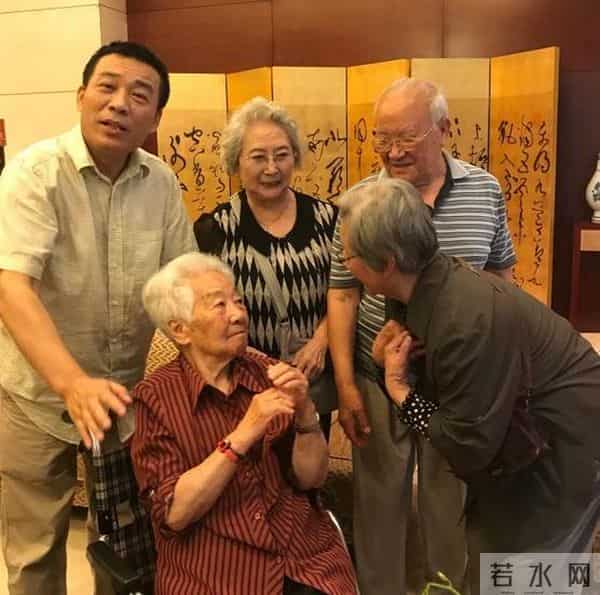 于蓝第一任丈夫