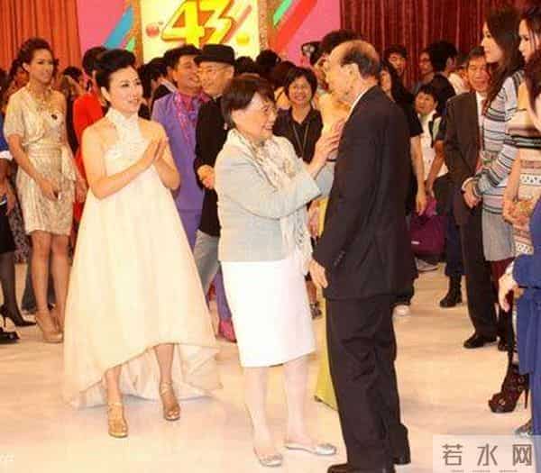 方逸华有孩子吗