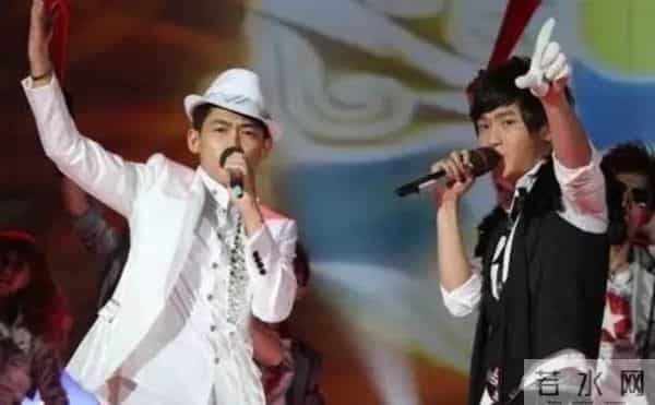 于小彤向刘美含表白