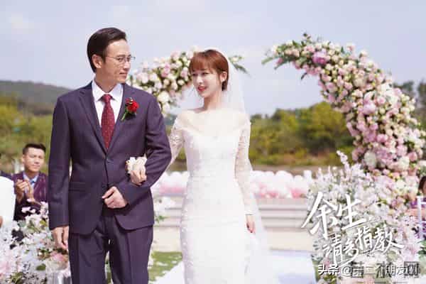 张艺兴方否认恋情