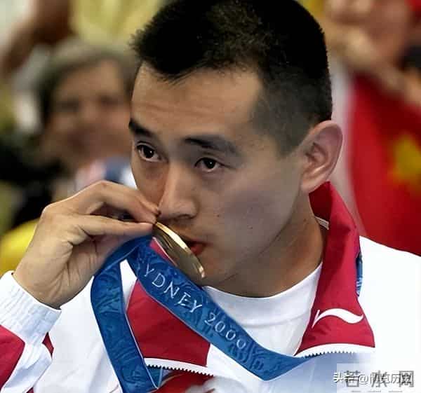 孔令辉与女模车震