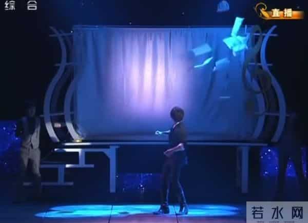 刘谦为什么被央视封