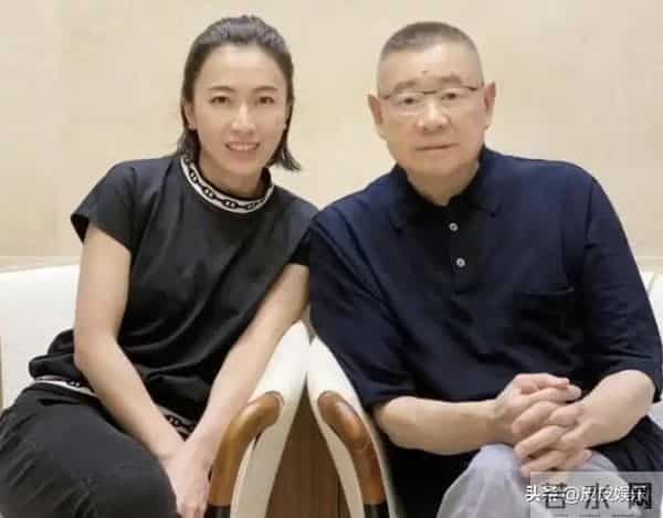 刘銮雄玩李嘉欣肉丸照片